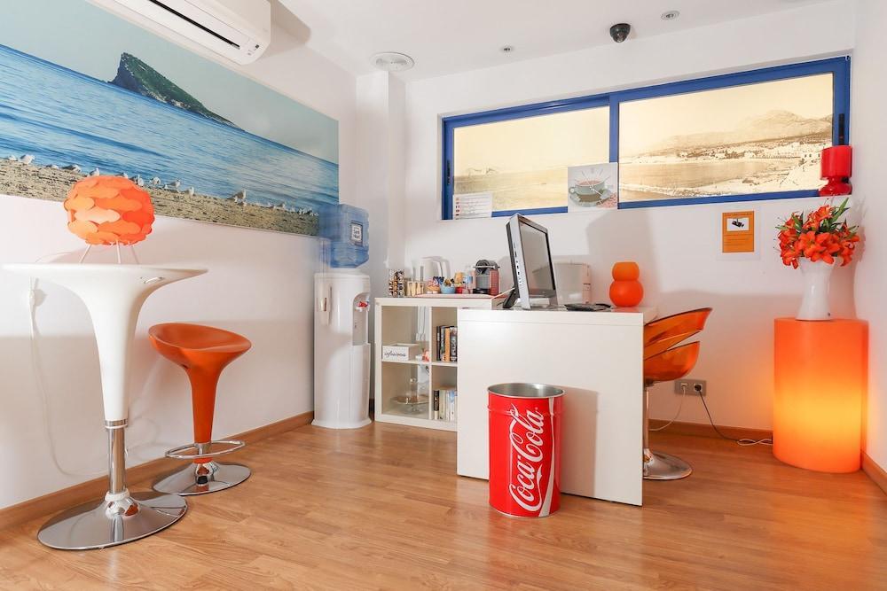 Hotel Fetiche Alojamiento Con Encanto เบนิดอร์ม ภายนอก รูปภาพ