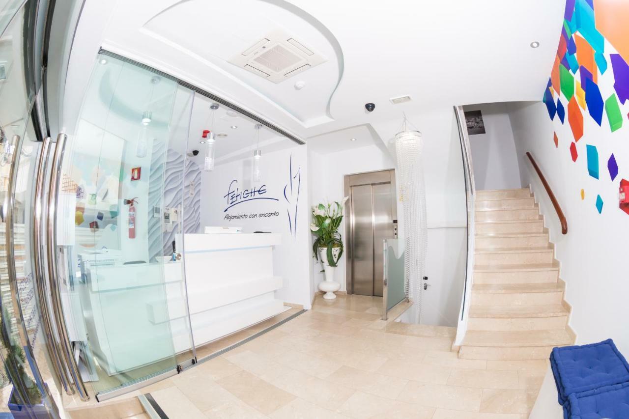 Hotel Fetiche Alojamiento Con Encanto เบนิดอร์ม ภายนอก รูปภาพ